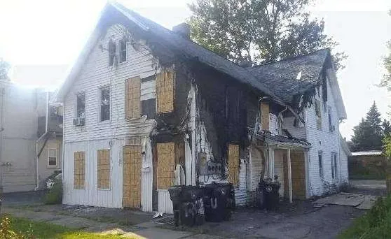 Rust-Belt-Fire-Damaged-Houses