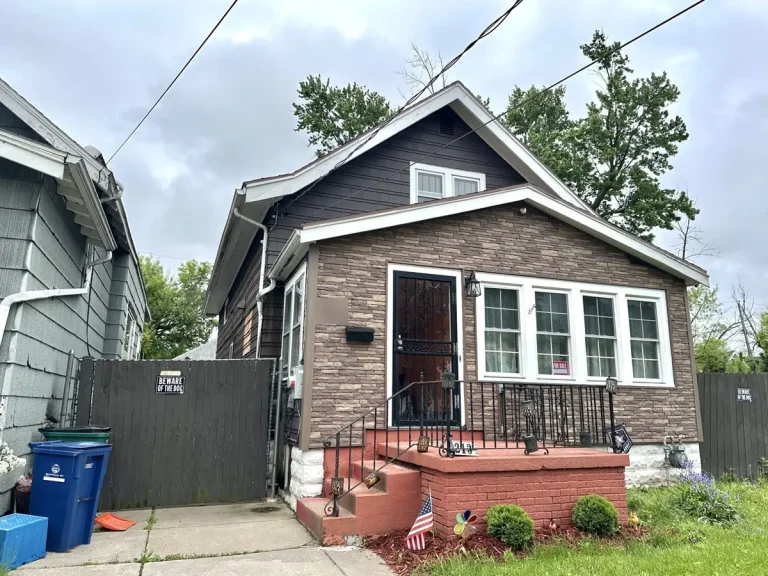 Front of a Buffalo house from a Rust Belt Cash Offer deal